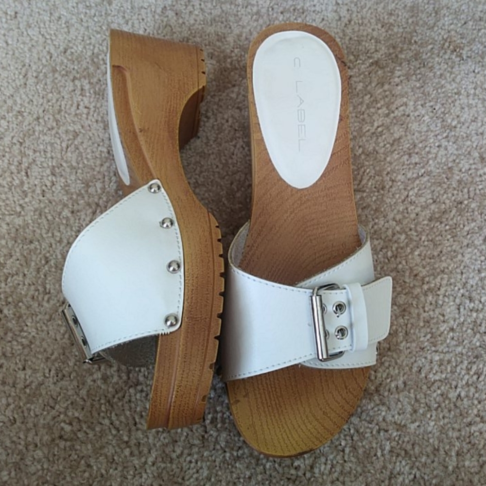 Shoe - Picture 8 of 8